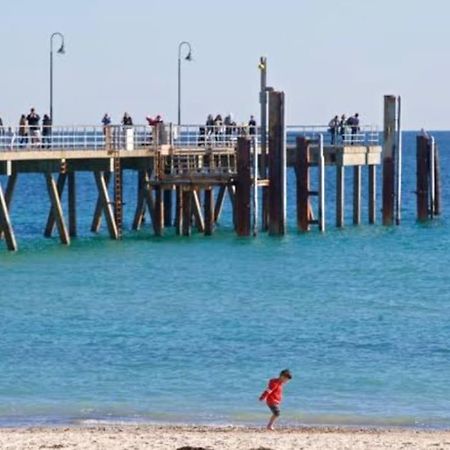 Absolute Beachfront At The Pier Glenelg Apartment Exterior photo